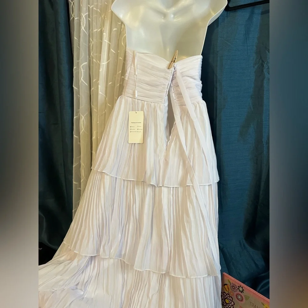 Wedding/Prom Elegant Strapless White Dress with Tiered Layering and Corset Back - Picture 4 of 5